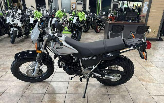 2027 Yamaha TW200