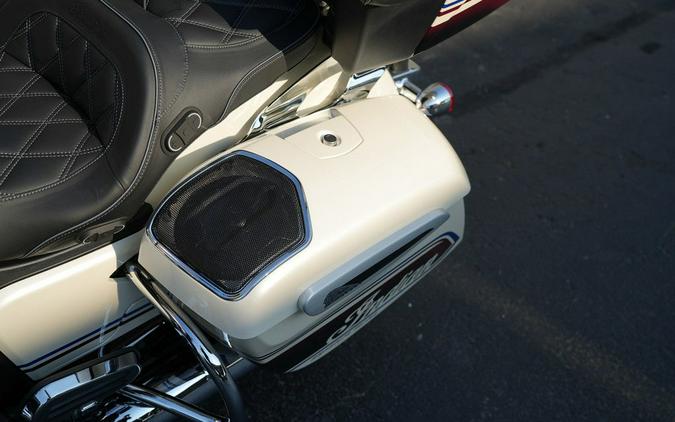2026 Indian Motorcycle Pursuit Limited Signature Series Frontier Pearl / Revere Red