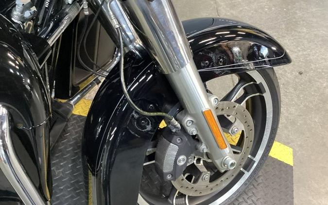 2014 Harley-Davidson® FLHXS - Street Glide® Special