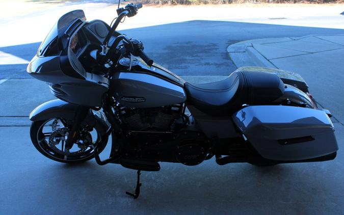2026 Harley-Davidson® Road Glide® Dark Billiard Gray Black Trim