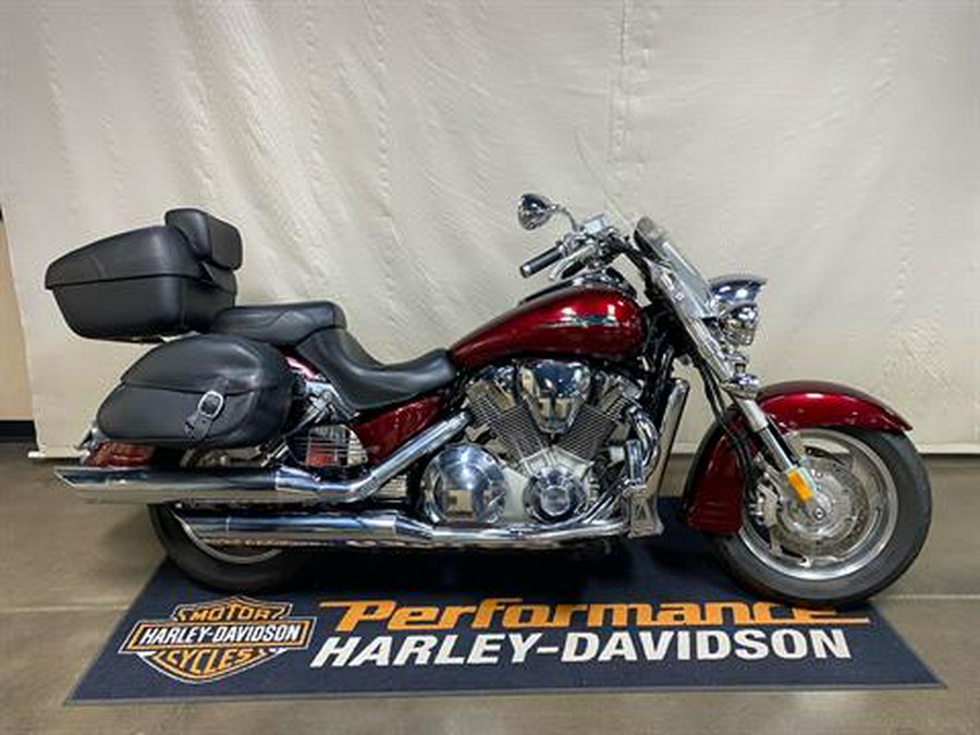 2004 Honda VTX1800C