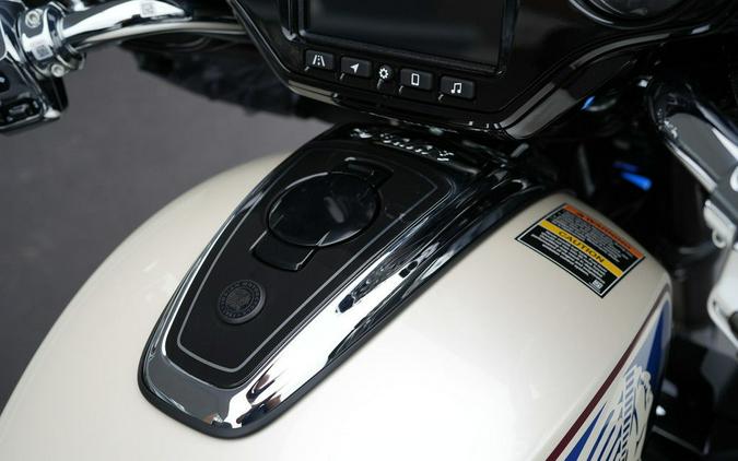 2026 Indian Motorcycle Roadmaster PowerPlus Signature Series Frontier Pearl / Vigilant Blue