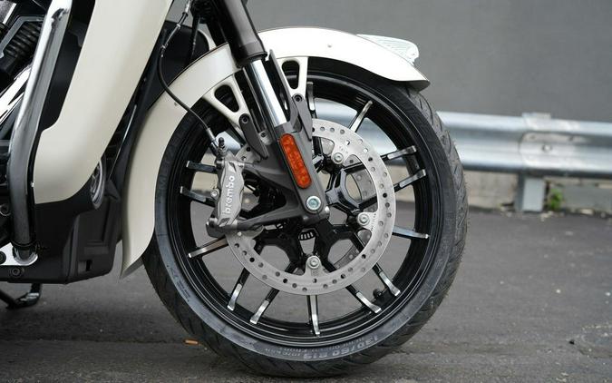 2026 Indian Motorcycle Roadmaster PowerPlus Signature Series Frontier Pearl / Vigilant Blue