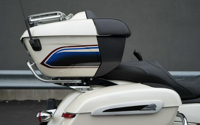 2026 Indian Motorcycle Roadmaster PowerPlus Signature Series Frontier Pearl / Vigilant Blue