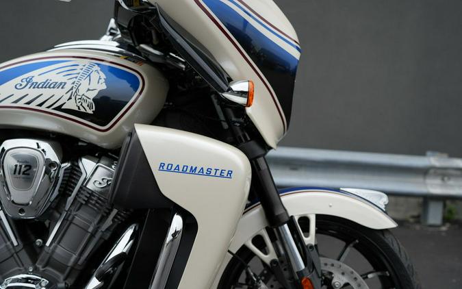 2026 Indian Motorcycle Roadmaster PowerPlus Signature Series Frontier Pearl / Vigilant Blue