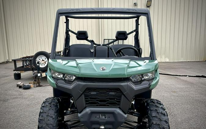 2025 Can-Am™ Defender DPS HD9