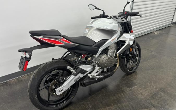 2026 Aprilia Tuono 457