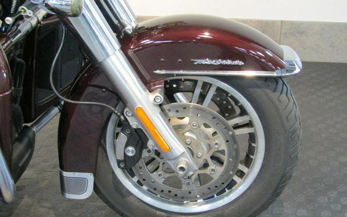 2019 Harley-Davidson® FLHTCUTG - Tri Glide® Ultra