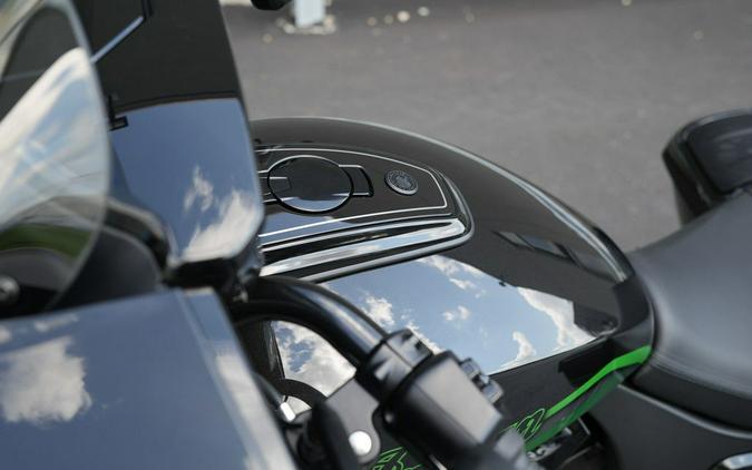 2026 Indian Motorcycle Chieftain PowerPlus Dark Horse Signature Series Abyss Metallic / Cypher Gr