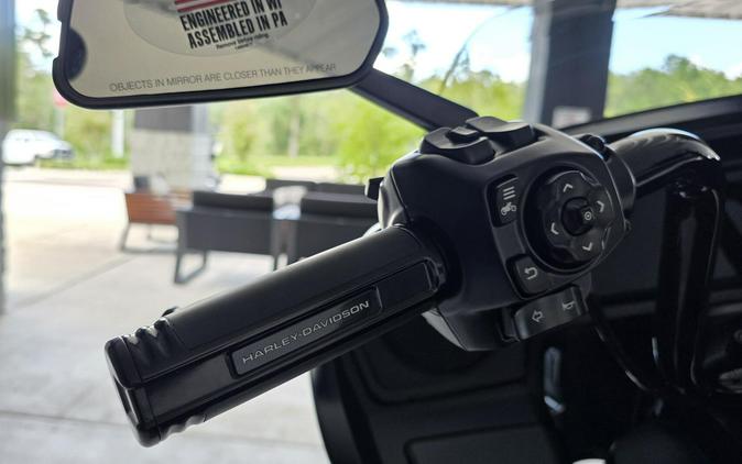 2026 Harley-Davidson® Road Glide® Vivid Black with Black Trim For Sale in Wesley Chapel, FL