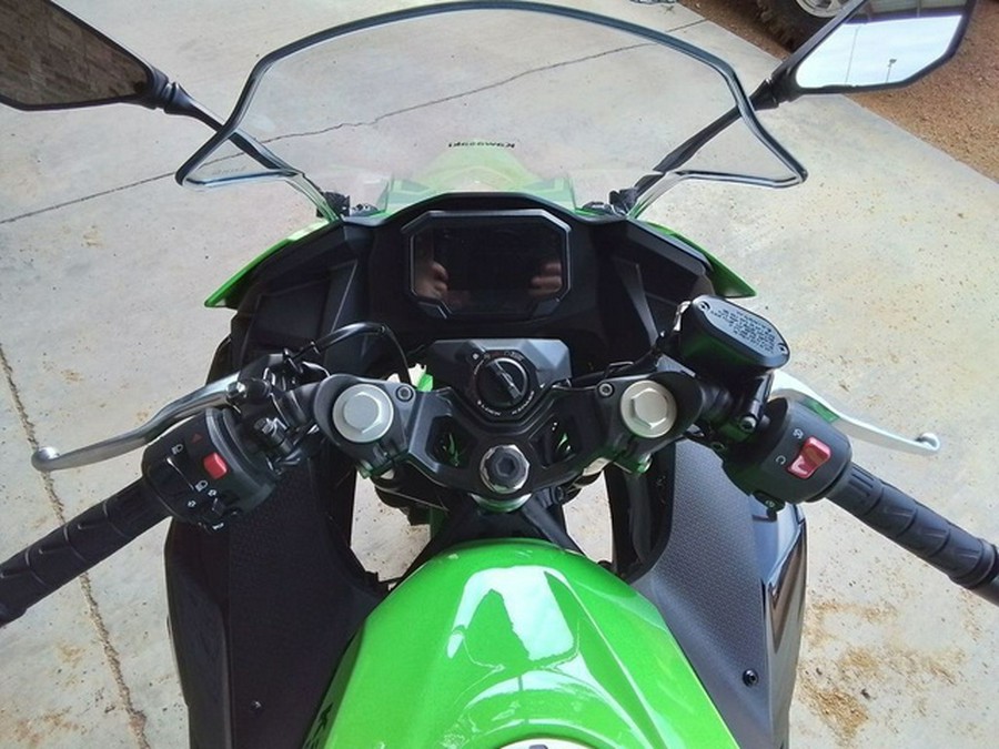 2024 Kawasaki Ninja 500 KRT Edition SE ABS