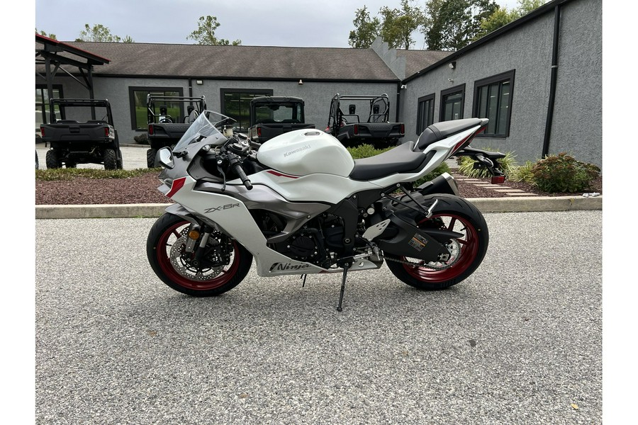 2025 Kawasaki Ninja® ZX-6R ABS