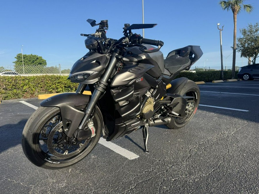 2023 Ducati Streetfighter V4 Ducati Red