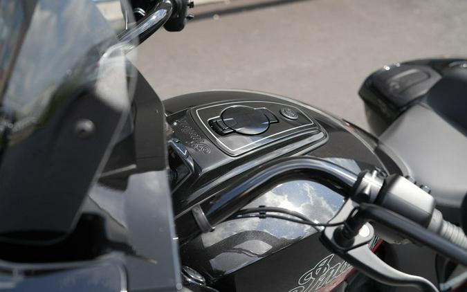 2026 Indian Motorcycle Challenger Dark Horse Signature Series Abyss Metallic / Red Allert
