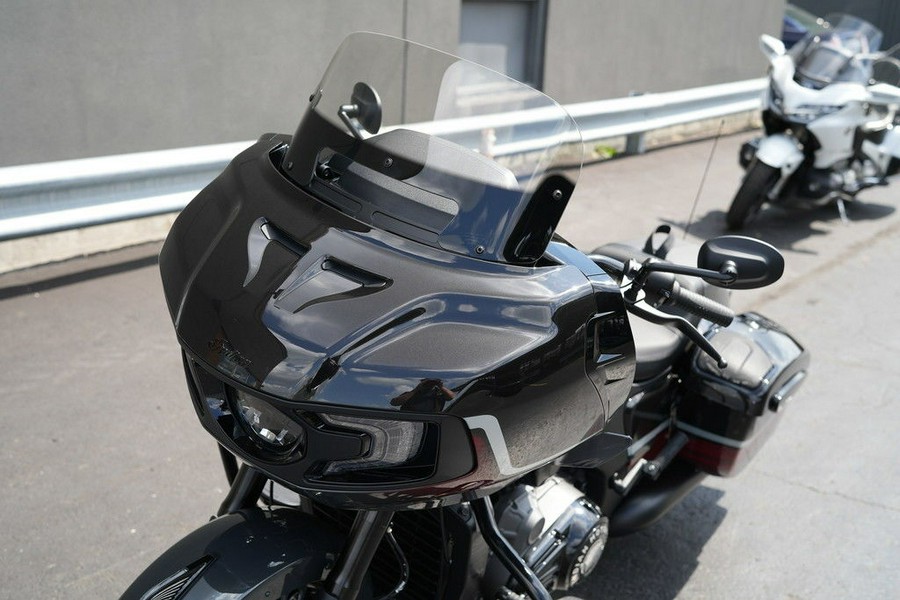 2026 Indian Motorcycle Challenger Dark Horse Signature Series Abyss Metallic / Red Allert
