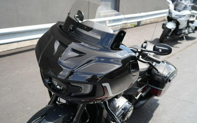 2026 Indian Motorcycle Challenger Dark Horse Signature Series Abyss Metallic / Red Allert