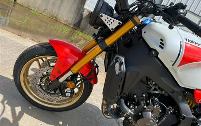2025 Yamaha XSR900