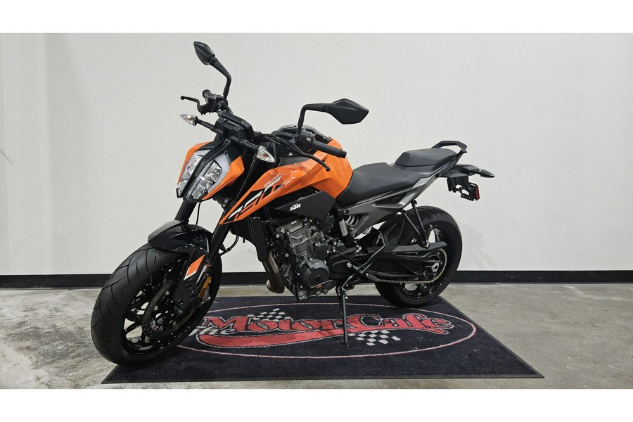 2024 790 Duke - KTM