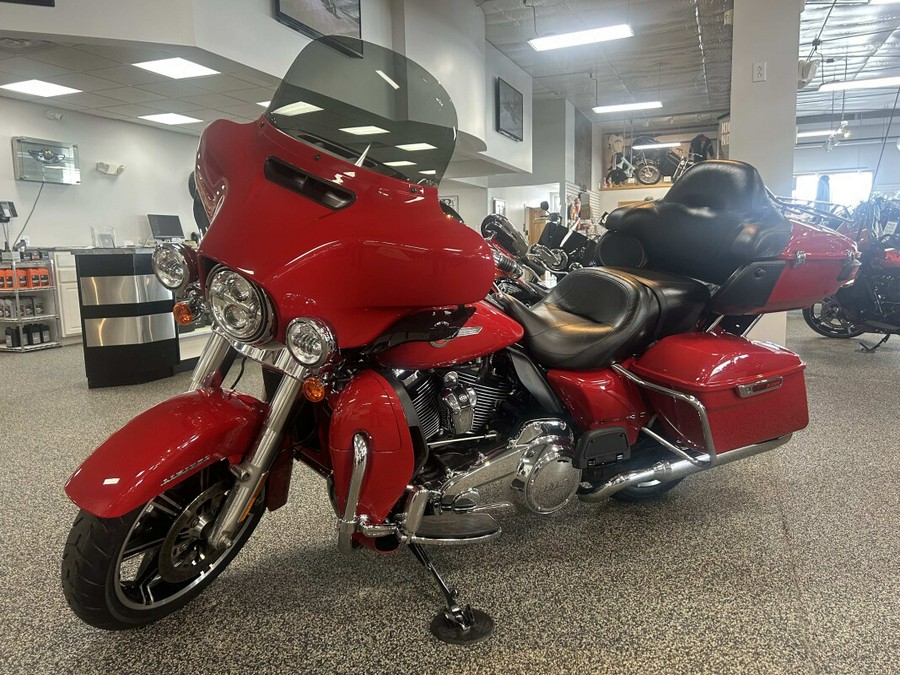2023 Harley-Davidson® FLHTK Ultra Limited