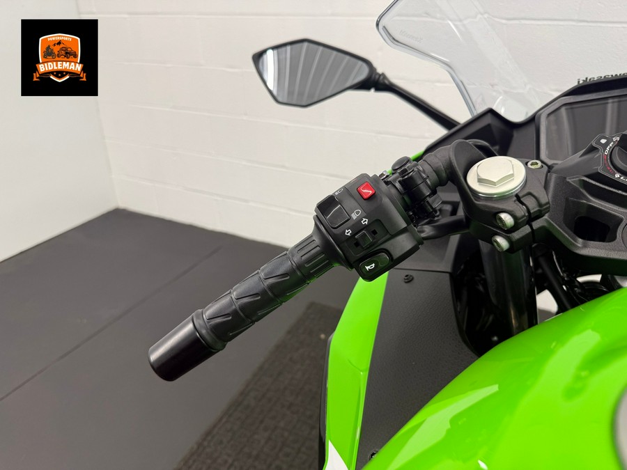 2026 Kawasaki Ninja® 500 SE ABS