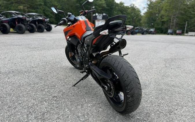2024 KTM 790 Duke