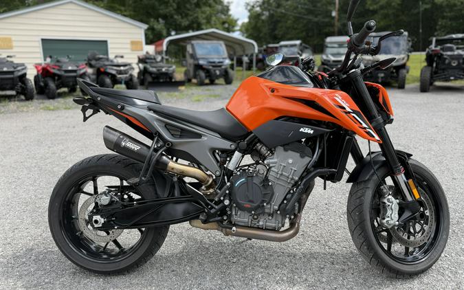 2024 KTM 790 Duke