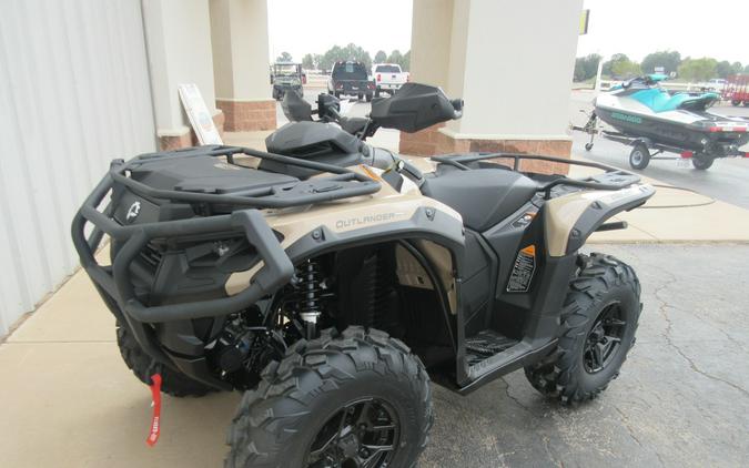 2027 CAN-AM OUTLANDER PRO XT HD7