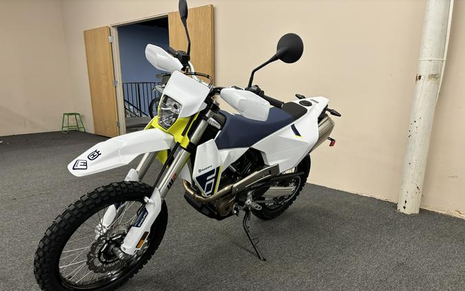 2027 Husqvarna Enduro 701