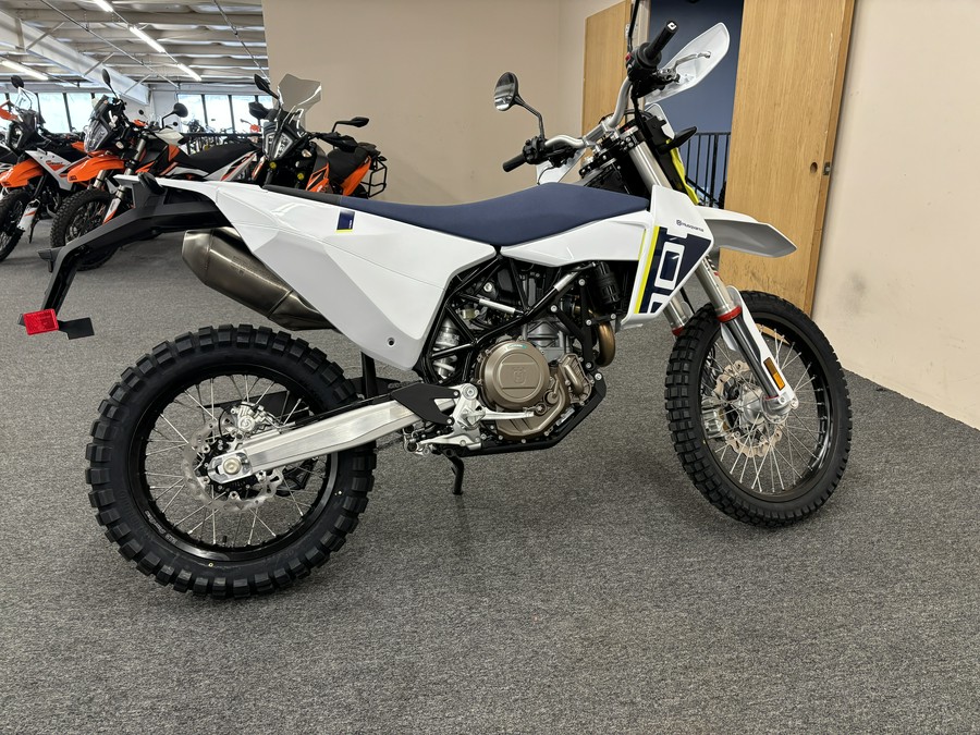 2027 Husqvarna Enduro 701