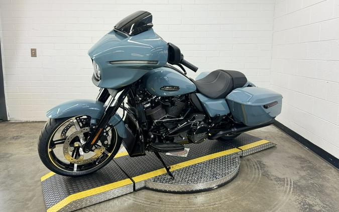 2024 Harley-Davidson Street Glide® SHARKSKIN BLUE