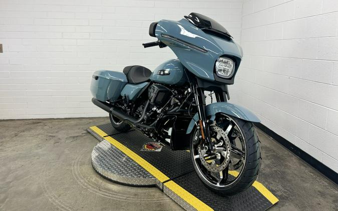 2024 Harley-Davidson Street Glide® SHARKSKIN BLUE