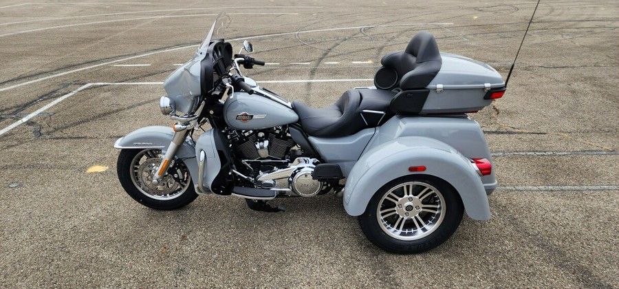 2024 Harley-Davidson® Tri Glide® Ultra FLHTCUTG