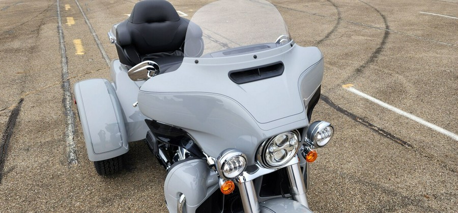 2024 Harley-Davidson® Tri Glide® Ultra FLHTCUTG