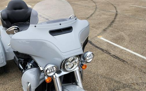 2024 Harley-Davidson® Tri Glide® Ultra FLHTCUTG