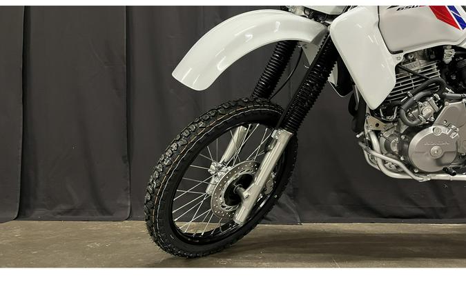 2025 XR650L - Honda