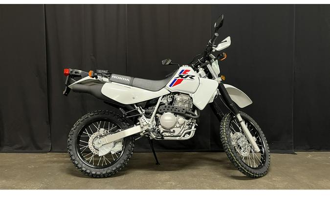 2025 XR650L - Honda