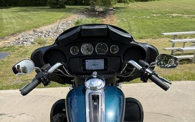 2020 Harley-Davidson® FLHTCUTG - Tri Glide® Ultra