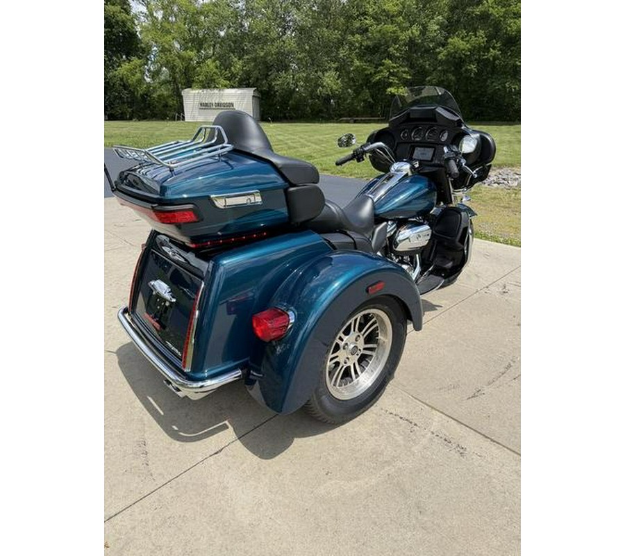 2020 Harley-Davidson® FLHTCUTG - Tri Glide® Ultra