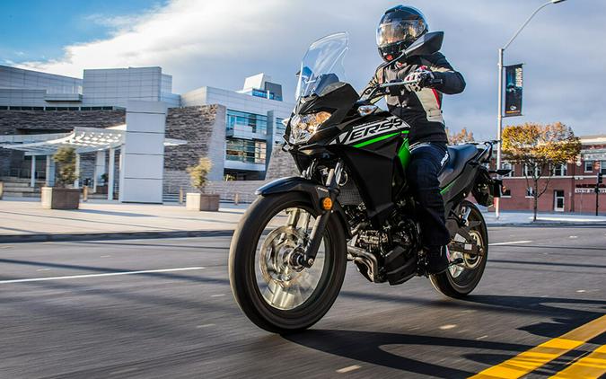 2025 Kawasaki Versys®-X 300 ABS