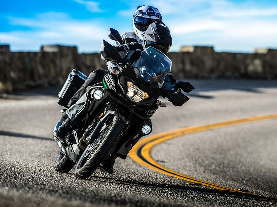 2025 Kawasaki Versys®-X 300 ABS