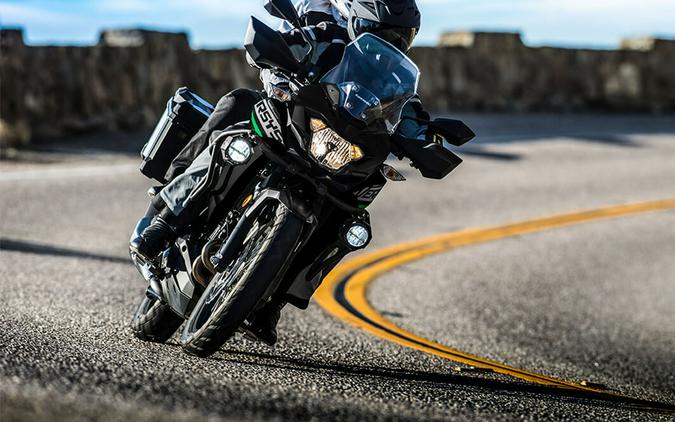 2025 Kawasaki Versys®-X 300 ABS