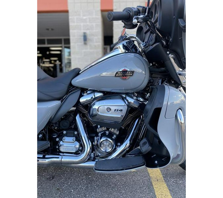 2024 Harley-Davidson® FLHTCUTG - Tri Glide® Ultra