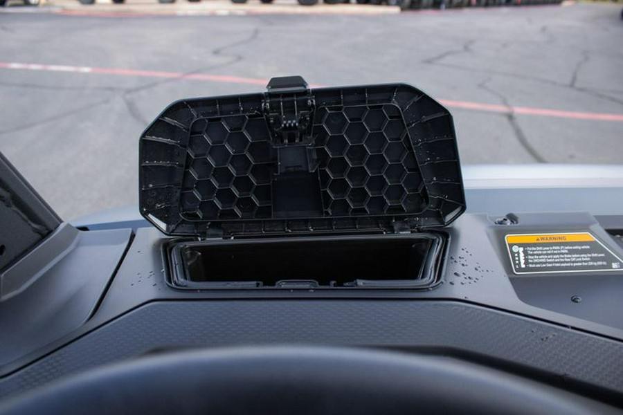 New 2026 CAN-AM DEFENDER MAX XT HD11 WITH 1025 INCH TOUCHSCREEN