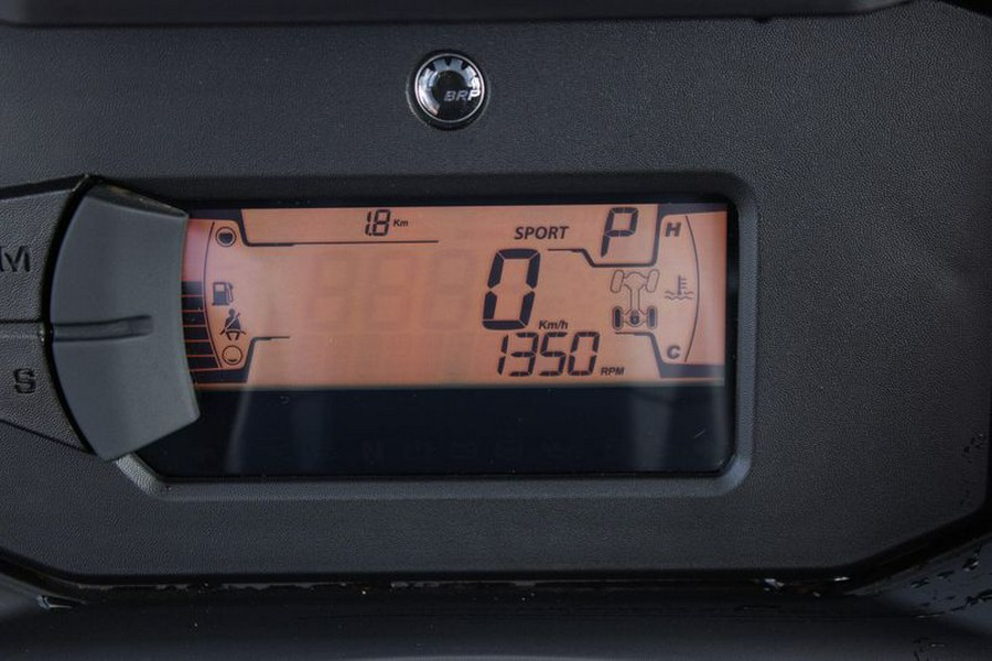 New 2026 CAN-AM DEFENDER MAX XT HD11 WITH 1025 INCH TOUCHSCREEN