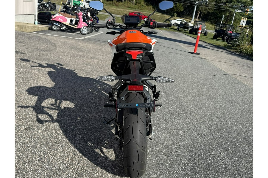 2024 KTM Duke 250