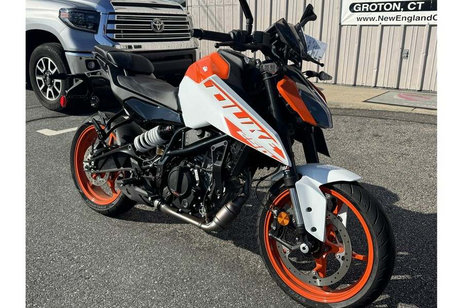 2024 KTM Duke 250