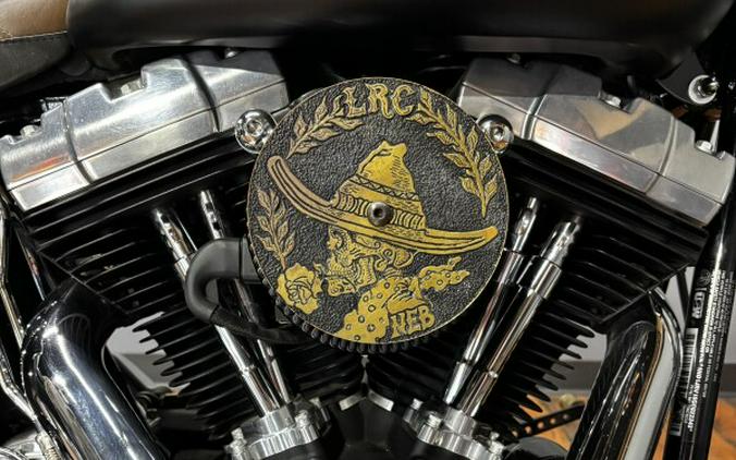 2016 Harley-Davidson® Softail Slim® BLACK DENIM