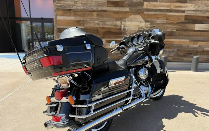 2009 Harley-Davidson® Electra Glide® Ultra Classic® Vivid Black