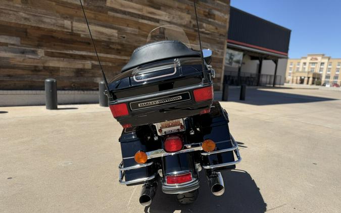 2009 Harley-Davidson® Electra Glide® Ultra Classic® Vivid Black