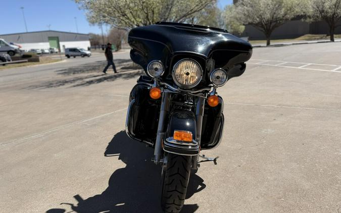 2009 Harley-Davidson® Electra Glide® Ultra Classic® Vivid Black